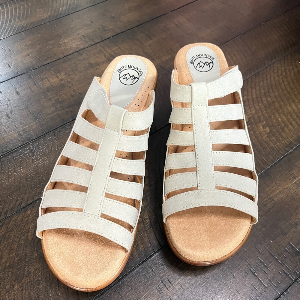 White Mountain Valenci Ice Burn Tan Mules, 11M - Picture 2 of 8